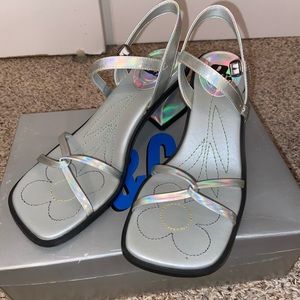 ‼️SOLD‼️✨VINTAGE✨ 90s Holographic Heels
